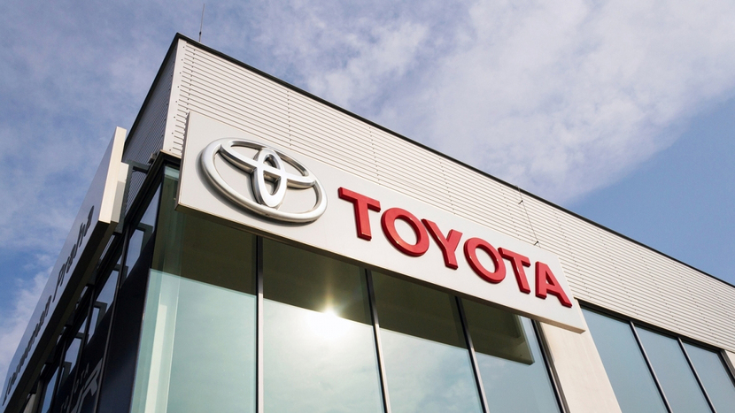 Toyota retira del mercado 55.000 vehículos en EE. UU., destacando el papel fundamental de los sujetadores automotrices